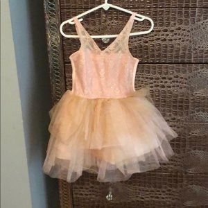 Girls tutu style dress